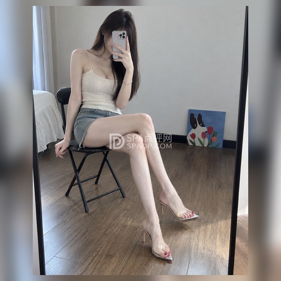 🔥高跟鞋 OOTD:五种颜色,五次让人移不开眼的心动-4-穿搭-SPA点评网 🔥高跟鞋 OOTD:五种颜色,五次让人移不开眼的心动-4-穿搭-SPA点评网
