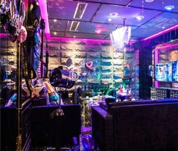 歌友汇量贩式KTV(昌平万科广场店)