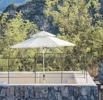 肆然借山·观山户外私汤套院