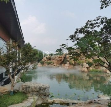 静之湖石涌泉汤泉中心