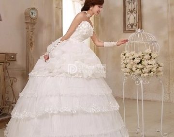 爱唯依婚纱礼服（百荣世贸商城店）