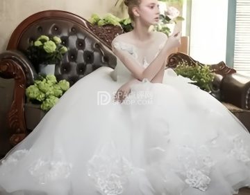 诺曼经典婚纱礼服馆
