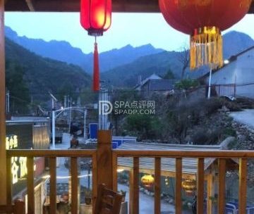 雾灵山农家院