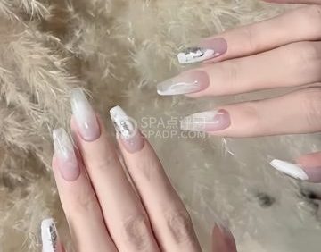 五月美甲（金锣湾商业中心A座店）