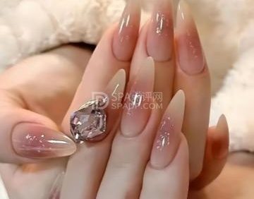 纤指秀美甲美睫